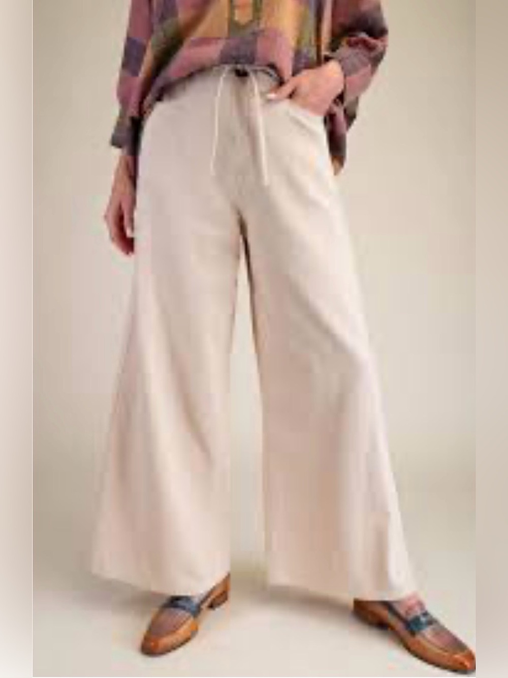 Easel high waist Draw String Cream Wide leg Jeans